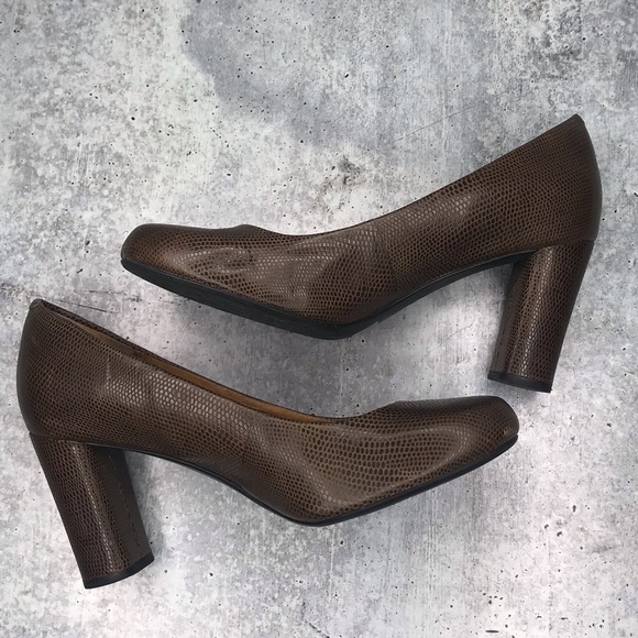 Clark’s Indigo Brown Animal Leather Dress Heel 7.5 - Picture 2 of 8
